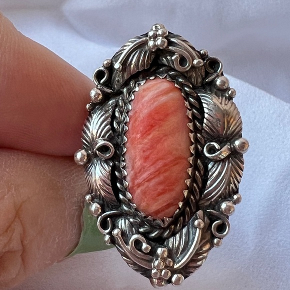 VINTAGE SPINY OYSTER CORAL RING 925 STERLING SOUTHWESTERN NATIVE AMERICAN NAVAJO